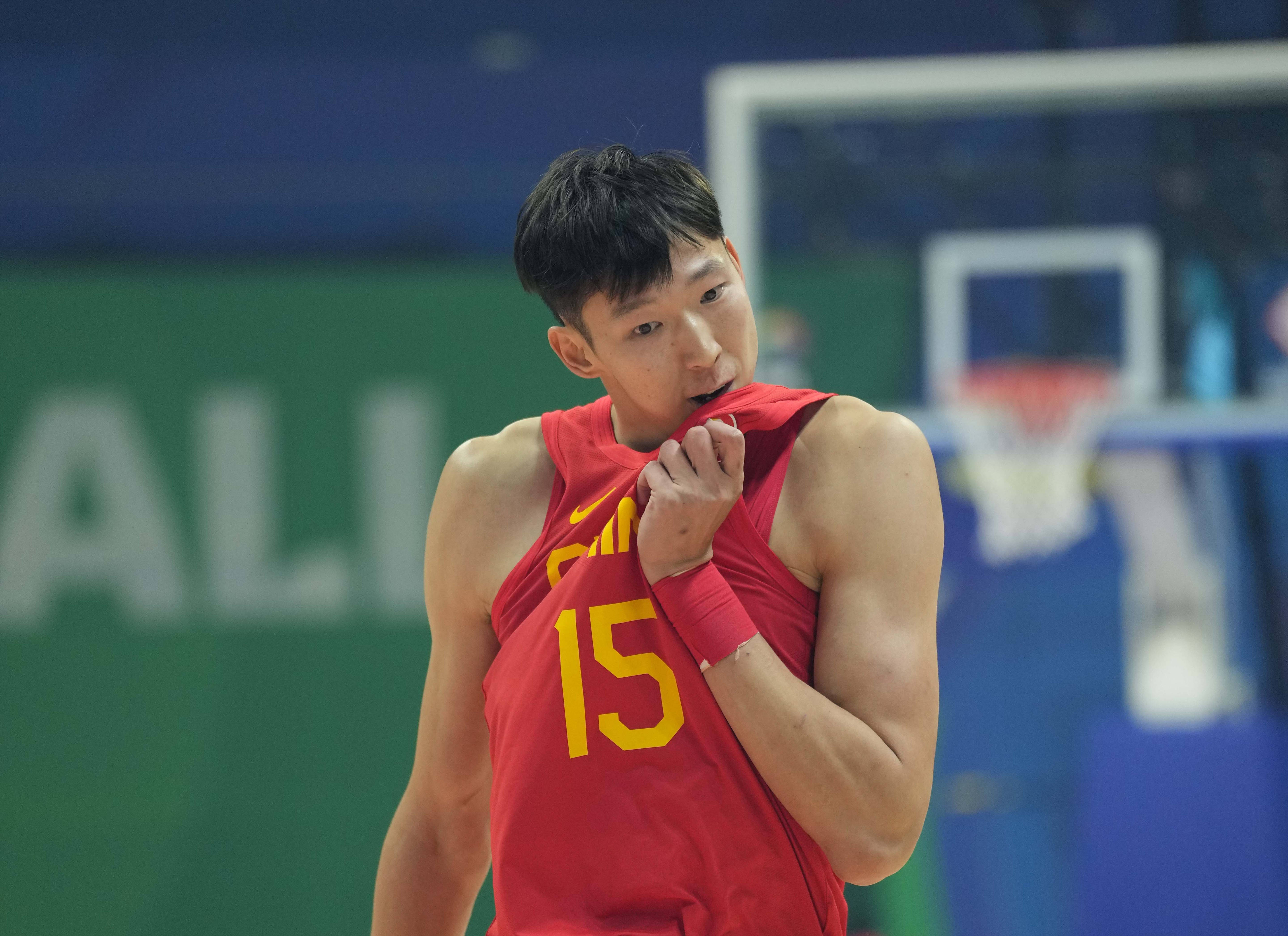 爱游戏-CBA常规赛今晨走向成谜；克里夫兰骑士战术微调；引发热议；年轻球员得到机会的简单介绍